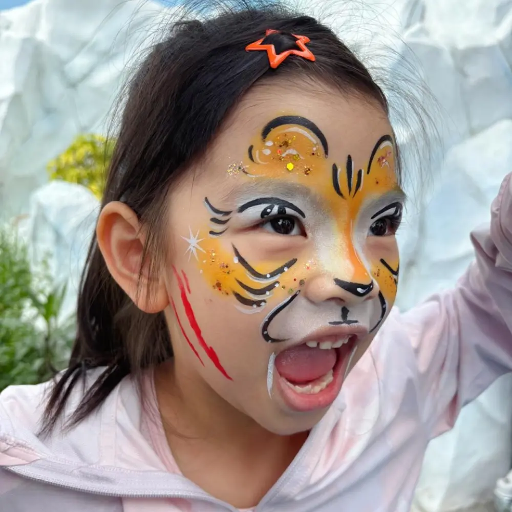 Claudia Wong Face Painting