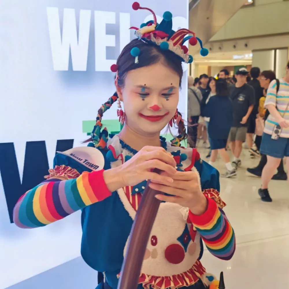 專業小丑 WinWin 現場扭氣球及彩繪服務